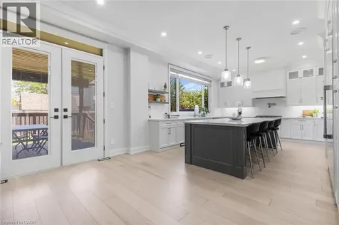 455 Samford Place Oakville ON L6L 4E7