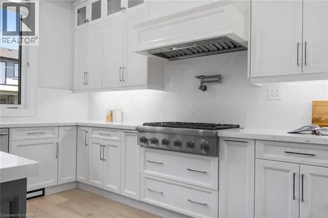 455 Samford Place Oakville ON L6L 4E7