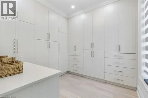 455 Samford Place Oakville ON L6L 4E7