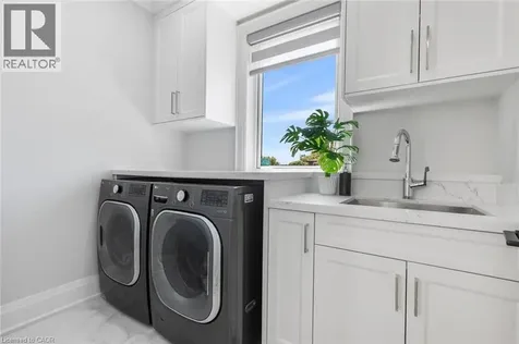 455 Samford Place Oakville ON L6L 4E7