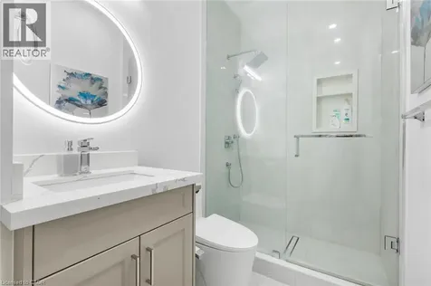 455 Samford Place Oakville ON L6L 4E7