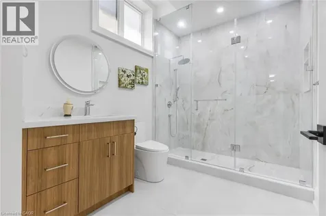455 Samford Place Oakville ON L6L 4E7