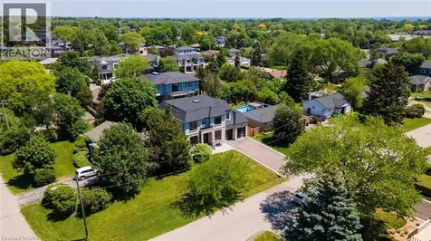 455 Samford Place Oakville ON L6L 4E7
