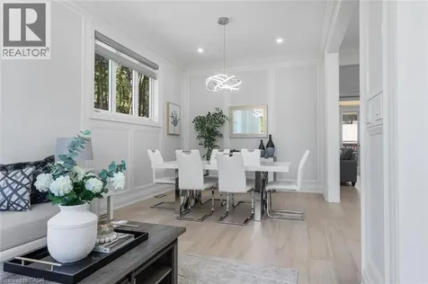 455 Samford Place Oakville ON L6L 4E7