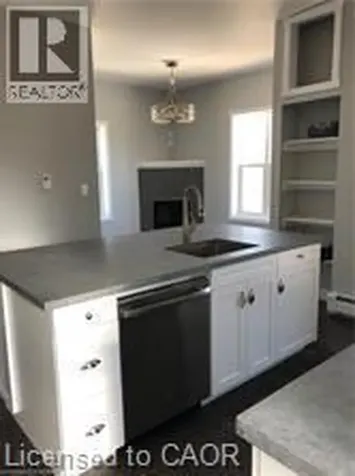 552 7th Avenue Hanover ON N4N 2J7