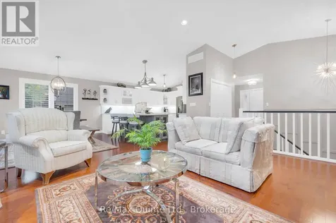 5 Hickory Court Brighton ON K0K 1H0