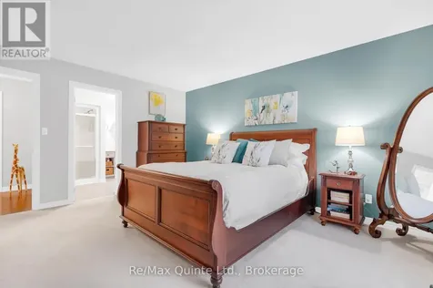 5 Hickory Court Brighton ON K0K 1H0