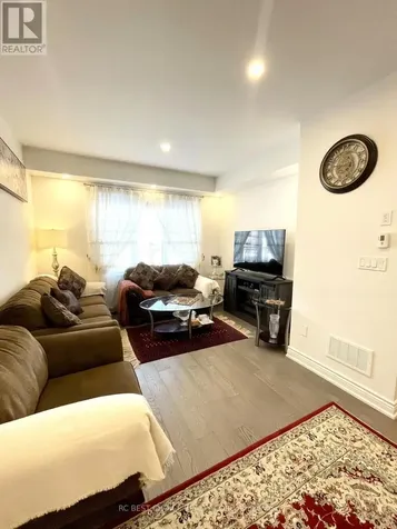 81 Ness Drive Richmond Hill ON L4S 0K8