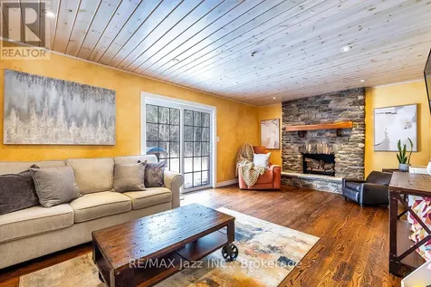 10049 Old Scugog Road Clarington ON L0B 1B0