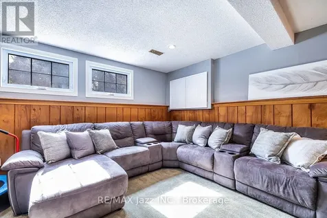 10049 Old Scugog Road Clarington ON L0B 1B0