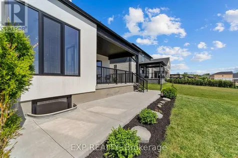 113 Edgewater Boulevard Middlesex Centre ON N0L 1R0