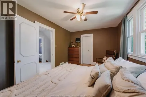 1249 Moy Avenue Windsor ON N8X 4S4