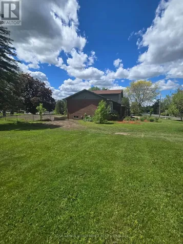 3494 Marydale Avenue South Stormont ON K6K 1N9