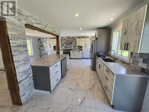 3494 Marydale Avenue South Stormont ON K6K 1N9