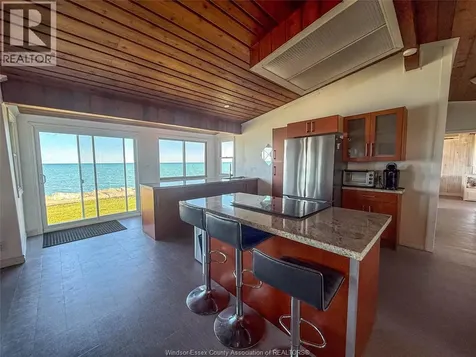 91 Marentette Beach Road Leamington ON N8H 3V7