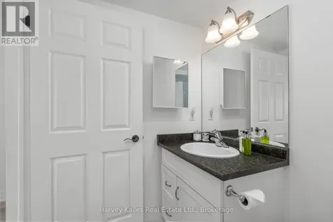 26 Dairy Lane Huntsville ON P1H 0A4