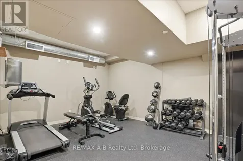690 King Street West Kitchener ON N2G 0B9