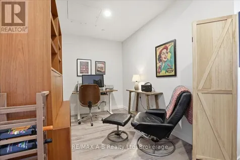 690 King Street West Kitchener ON N2G 0B9
