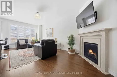 34 Mulgrave Street Whitby ON L1P 0J9