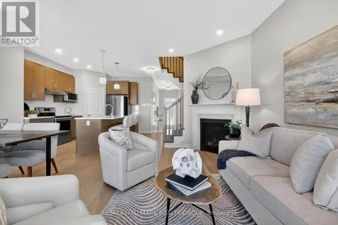 737 Maverick Crescent Ottawa ON K2S 2X1