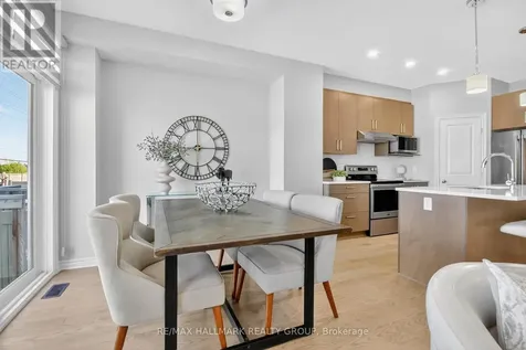737 Maverick Crescent Ottawa ON K2S 2X1