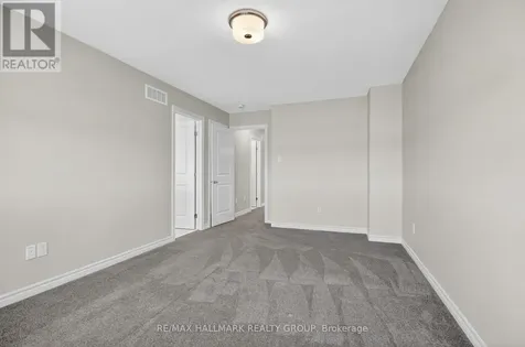 737 Maverick Crescent Ottawa ON K2S 2X1