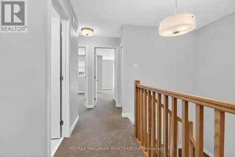 737 Maverick Crescent Ottawa ON K2S 2X1