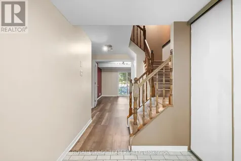 8 Mannington Court Ottawa ON K2J 4A1