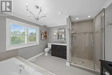 7009 Quinnfield Way Ottawa ON K4P 1B7