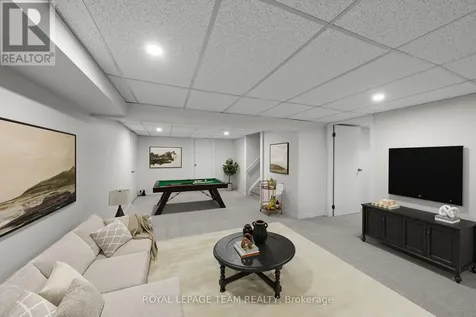 7009 Quinnfield Way Ottawa ON K4P 1B7