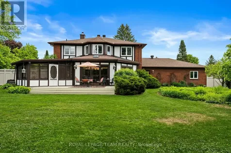 7009 Quinnfield Way Ottawa ON K4P 1B7