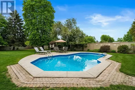 7009 Quinnfield Way Ottawa ON K4P 1B7