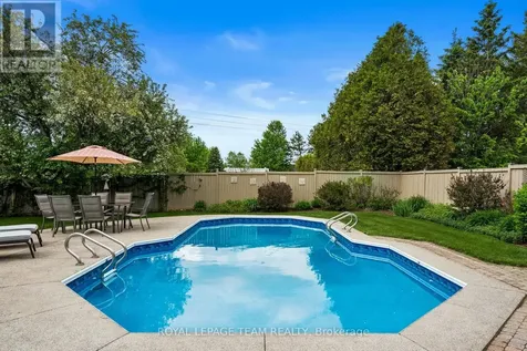 7009 Quinnfield Way Ottawa ON K4P 1B7