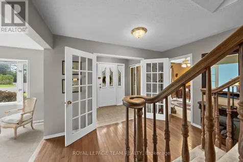 7009 Quinnfield Way Ottawa ON K4P 1B7