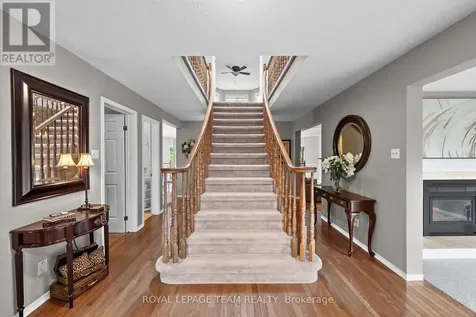 7009 Quinnfield Way Ottawa ON K4P 1B7
