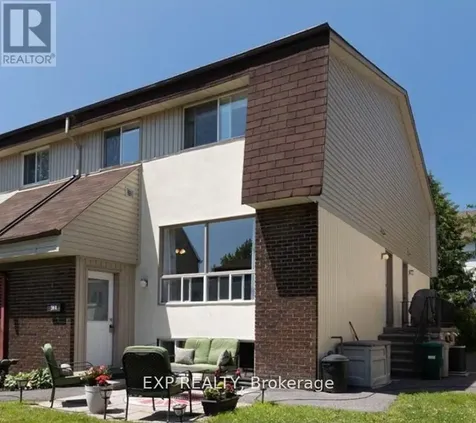 20 Sonnet Crescent Ottawa ON K2H 8W7