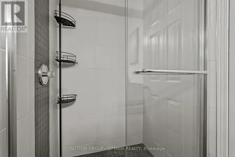4105 Wolfe Point Way Ottawa ON K1V 1P3