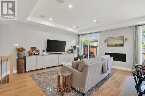 215 Columbus Avenue Ottawa ON K1K 1P7