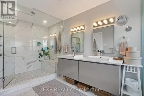 215 Columbus Avenue Ottawa ON K1K 1P7