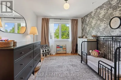215 Columbus Avenue Ottawa ON K1K 1P7
