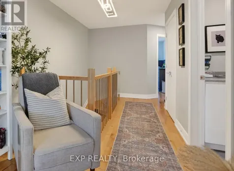 215 Columbus Avenue Ottawa ON K1K 1P7