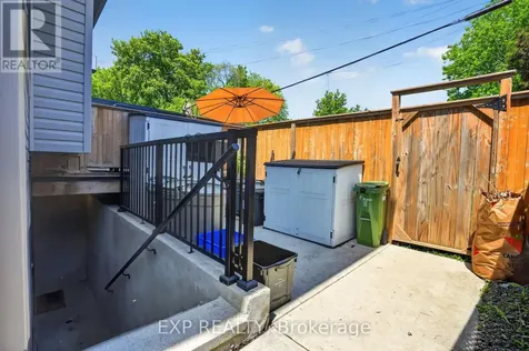 215 Columbus Avenue Ottawa ON K1K 1P7