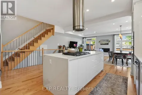215 Columbus Avenue Ottawa ON K1K 1P7