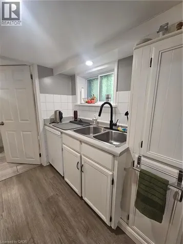 89 South Oval Hamilton ON L8S 1P9