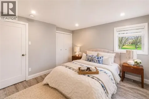86 Carlyle Drive Kitchener ON N2P 1P5