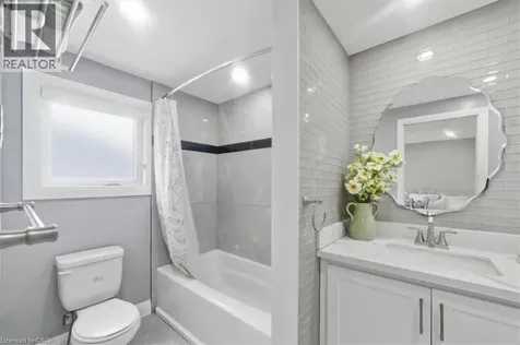 86 Carlyle Drive Kitchener ON N2P 1P5