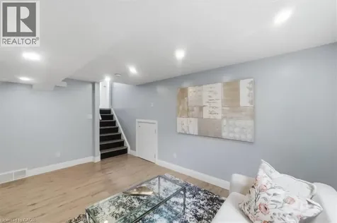 86 Carlyle Drive Kitchener ON N2P 1P5