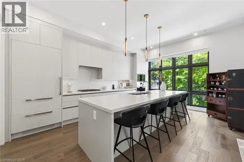 2280 Sovereign Street Oakville ON L6L 0H9