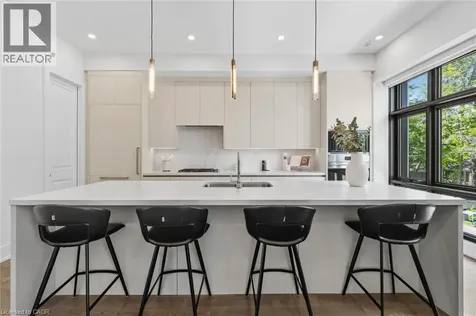 2280 Sovereign Street Oakville ON L6L 0H9