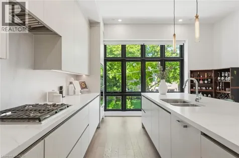 2280 Sovereign Street Oakville ON L6L 0H9